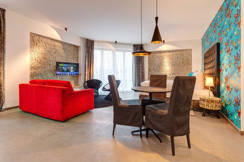 Im Bunker Aparthotel Monaco di Baviera